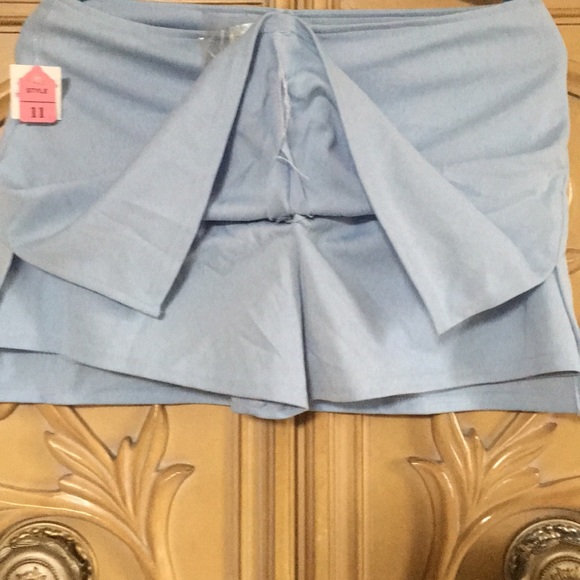 Cleveland Street light blue nylon skort NWT size11 - Picture 3 of 4